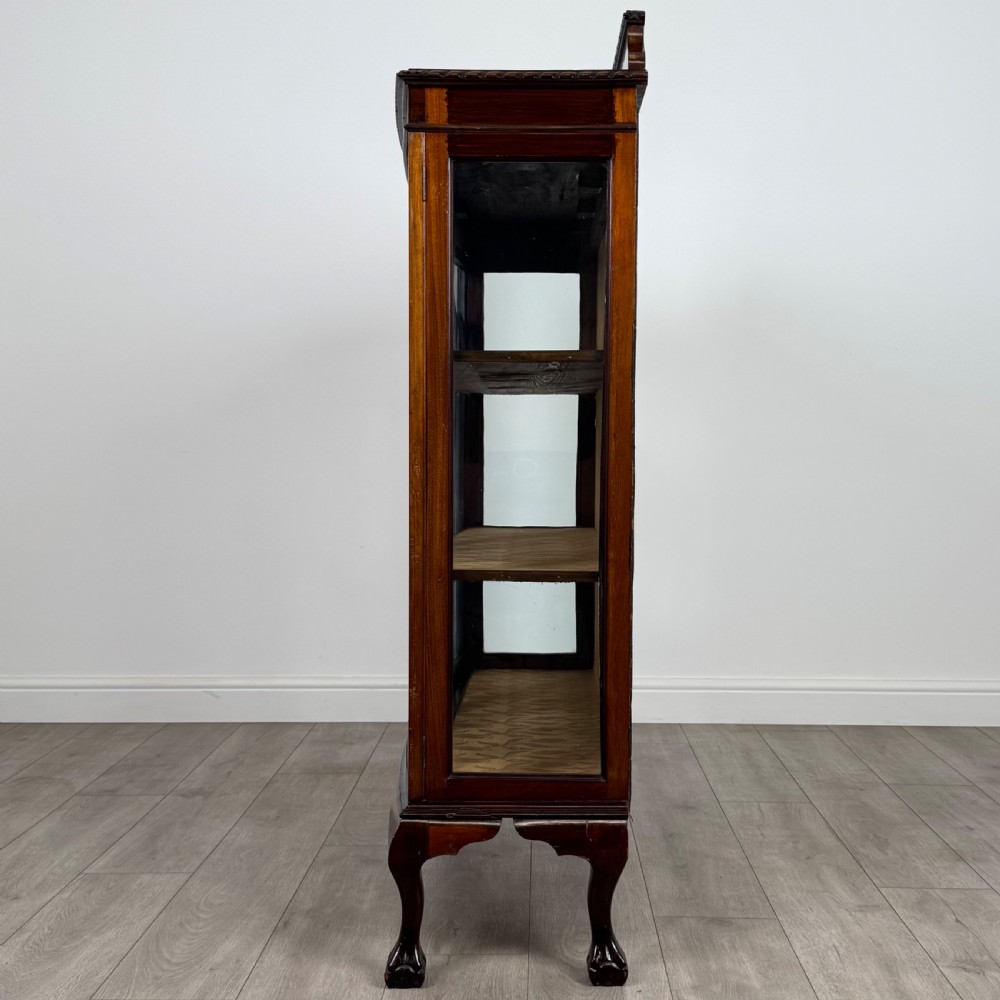  Antique 20th Century Good Quality Display Cabinet In Mahogany  View V
