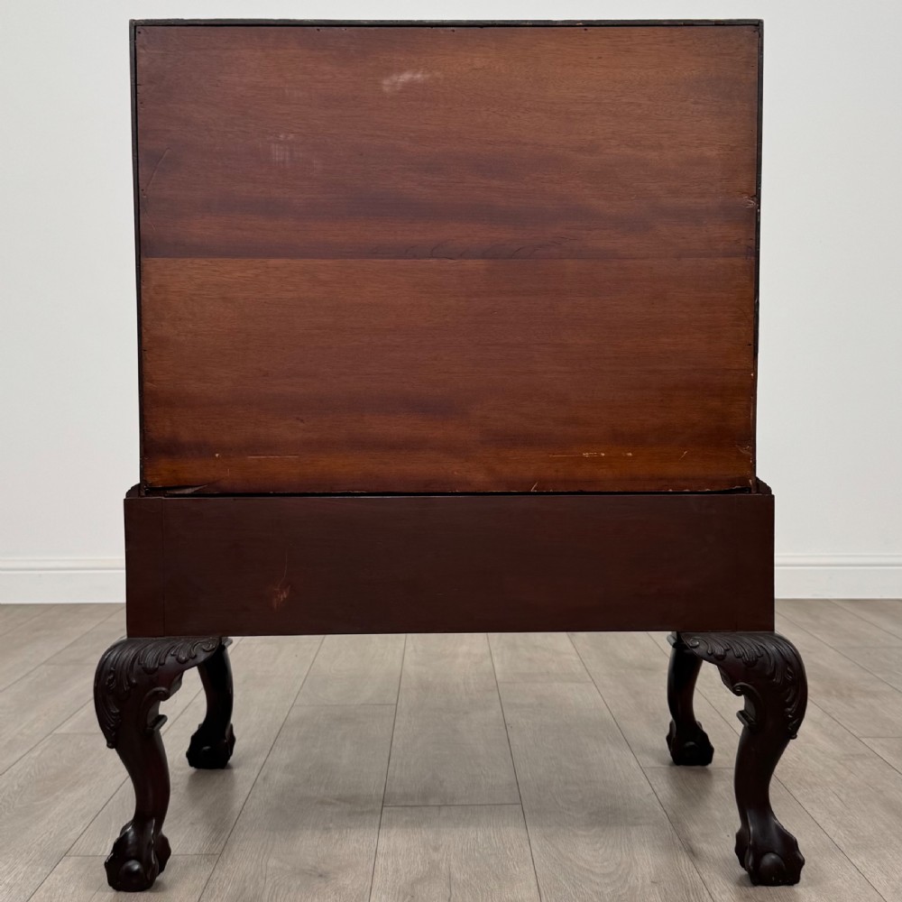  Antique 20th Century Fine Quality Bureau In Mahogany  View VI