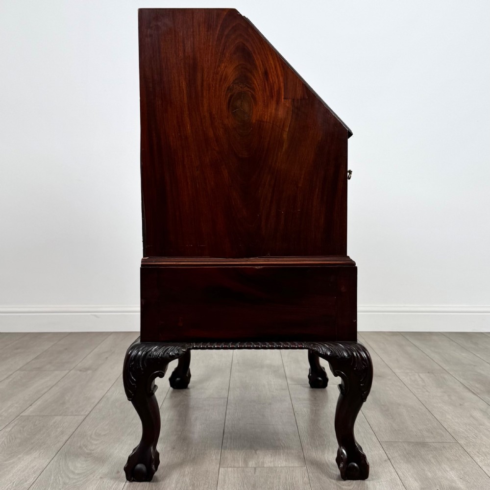  Antique 20th Century Fine Quality Bureau In Mahogany  View VIII