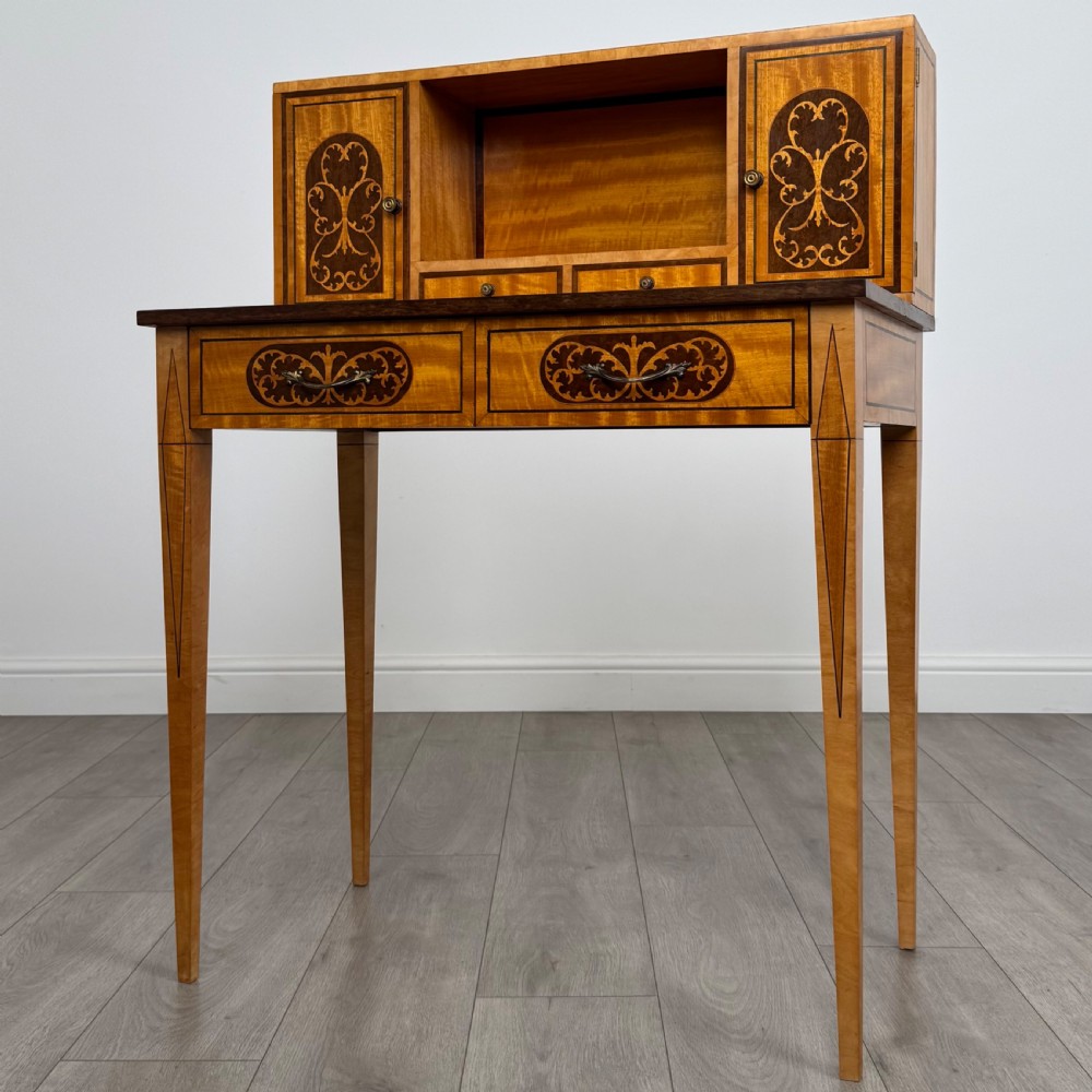 Antique 20th Century Fine Quality Satinwood Writing Table  View III