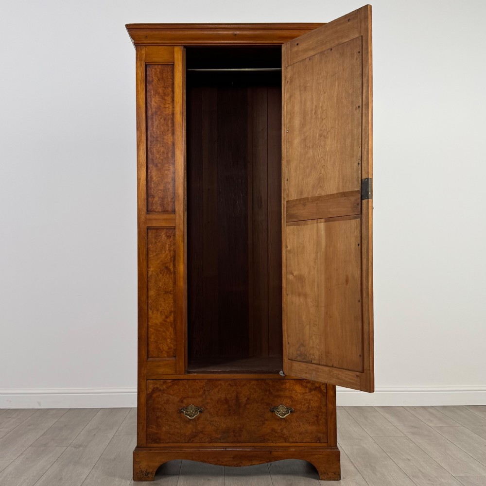Antique 20th Century Fine Quality Wardrobe In Burr Walnut  View II