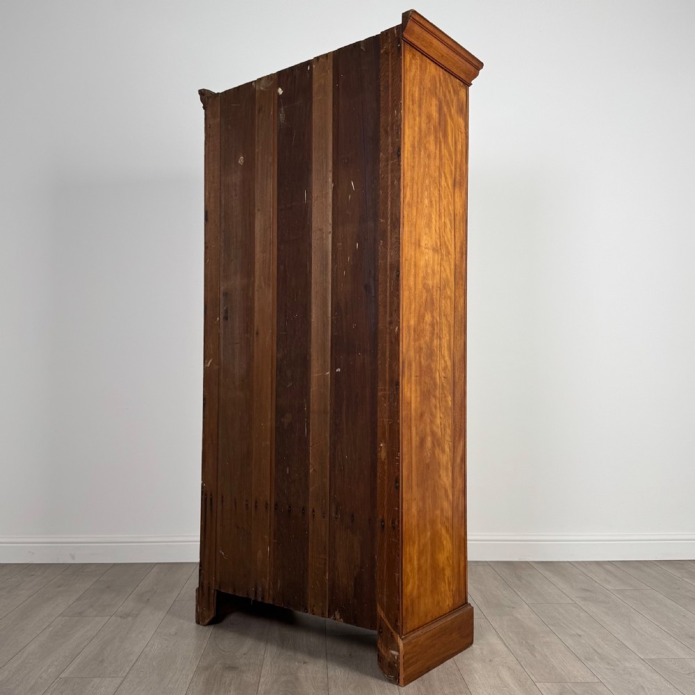 Antique 20th Century Fine Quality Wardrobe In Burr Walnut  View VII