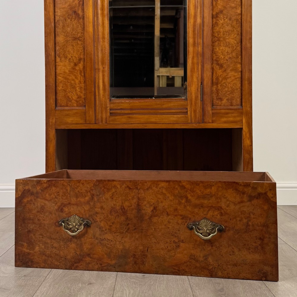 Antique 20th Century Fine Quality Wardrobe In Burr Walnut  View X