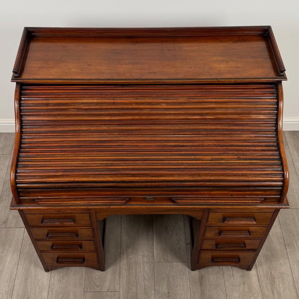 Antique 20th Century Roll Top Desk In Mahogany  View X