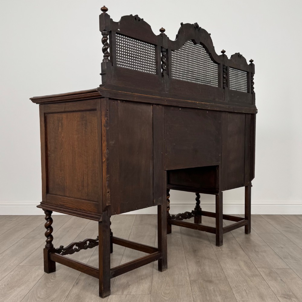 Antique 20th Century Jacobean Sideboard In Oak  View V