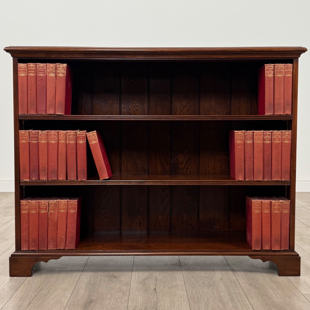 Antique 20th Century Pair Of Open Bookcase’s In Mahogany  View III