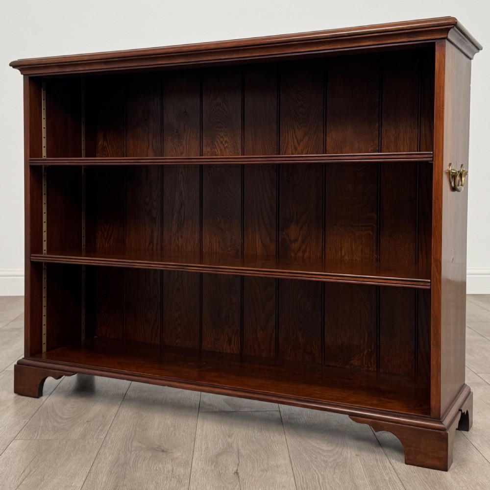 Antique 20th Century Pair Of Open Bookcase’s In Mahogany  View V