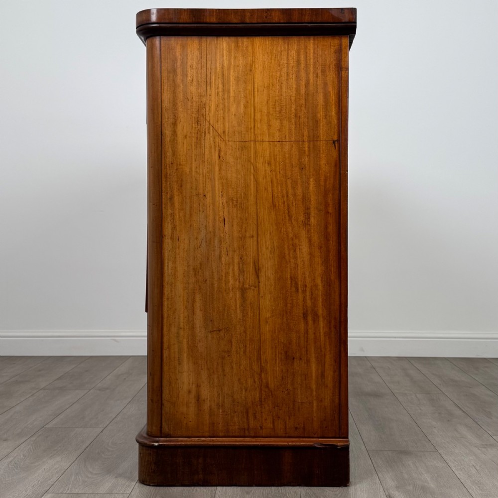 Antique 19th Century Fine Quality Mahogany Chest Of Drawers  View III
