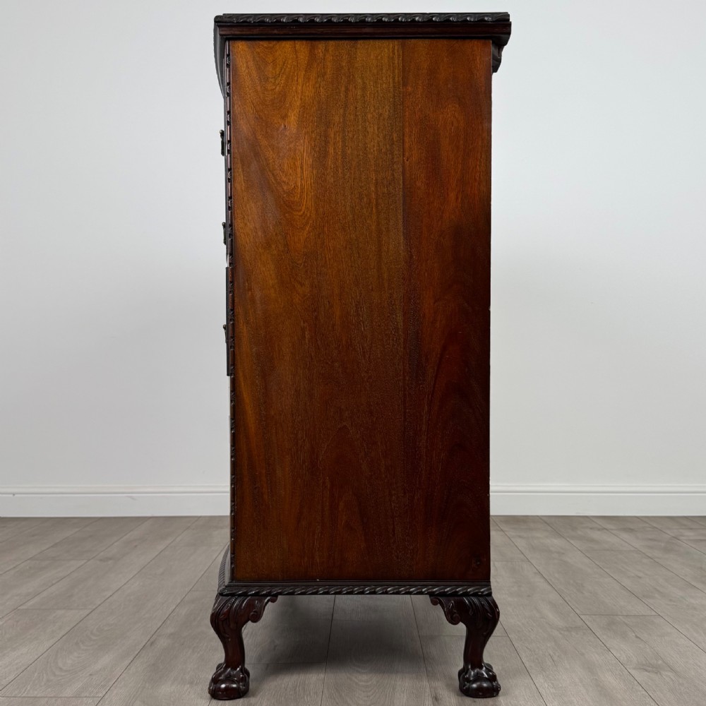 Antique 20th Century Fine Quality Chest Of Drawers In Mahogany  View V