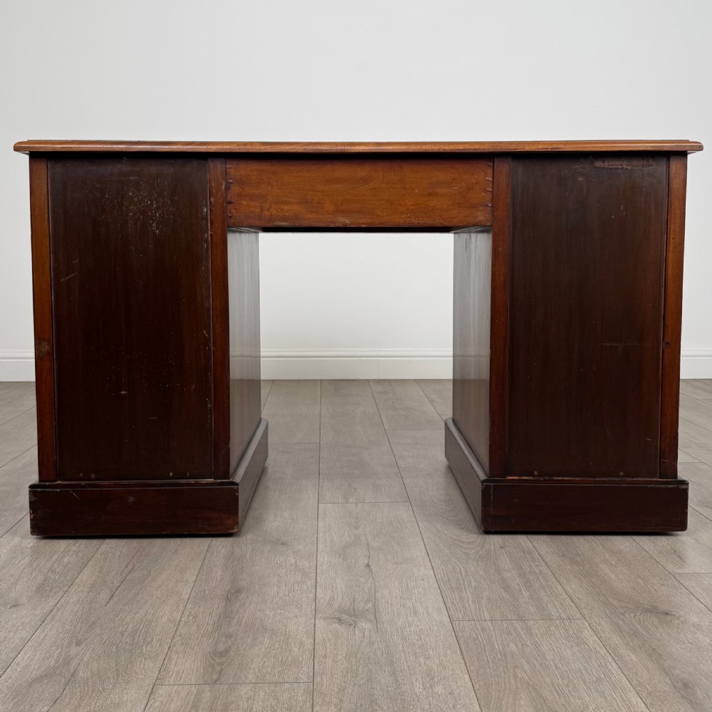 Antique 19th Century Good Quality Kneehole Desk In Mahogany  View V