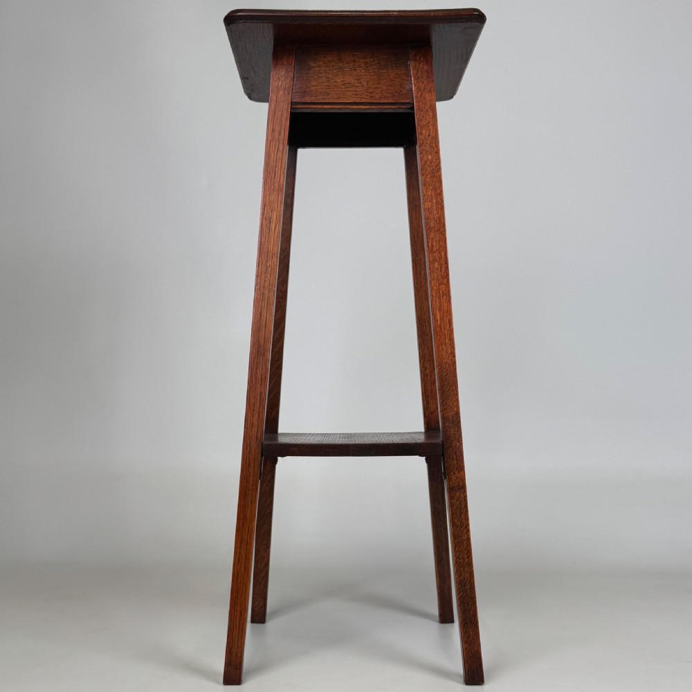 Antique 20th Century Good Quality Plant Stand In Oak View III