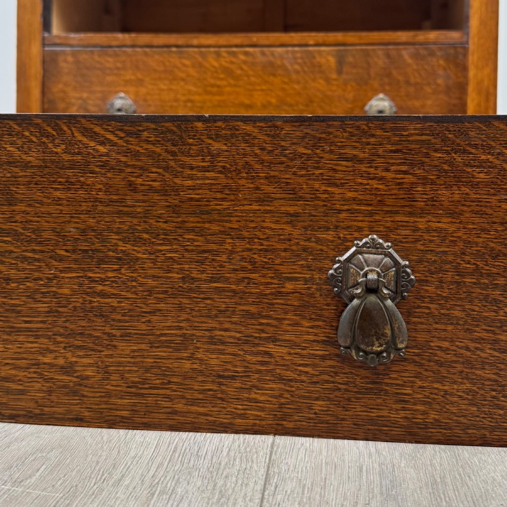 Antique 20th Century Chest Of Drawers In Oak View XI
