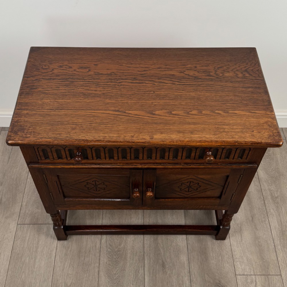  Antique 20th Century Good Quality Cupboard In Oak  View X