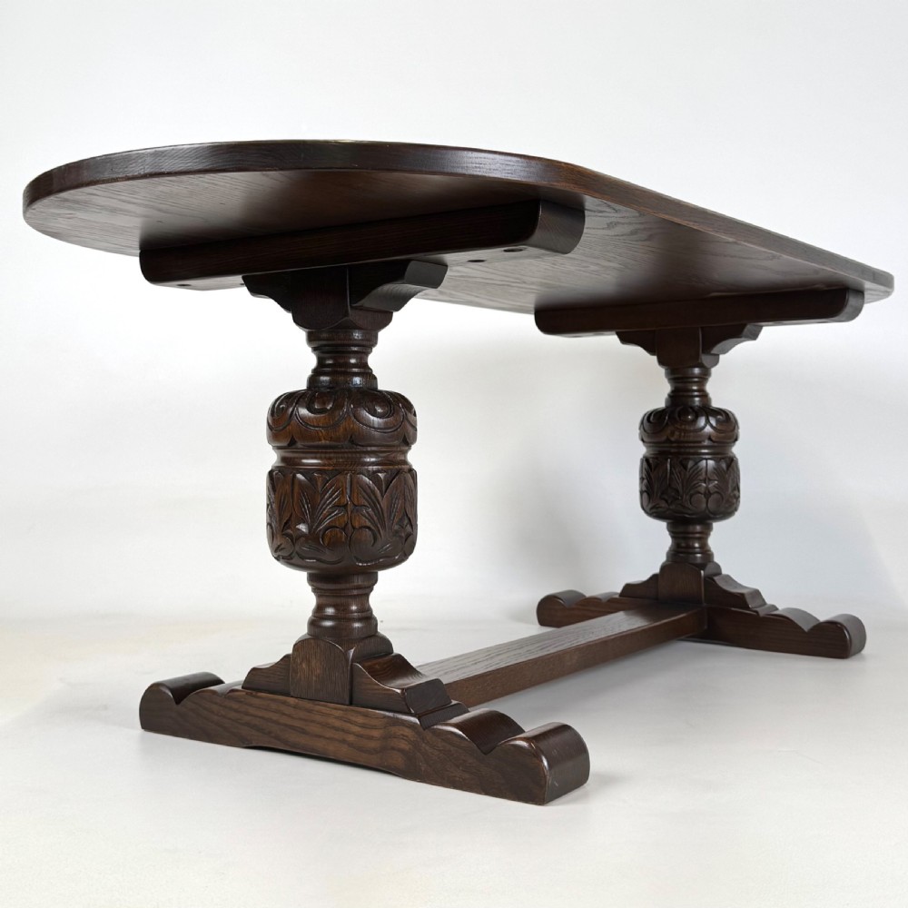  Antique 20th Century Coffee Table In Oak  View IV