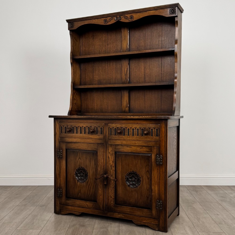 Antique 20th Century Good Quality Dresser In Oak  View III