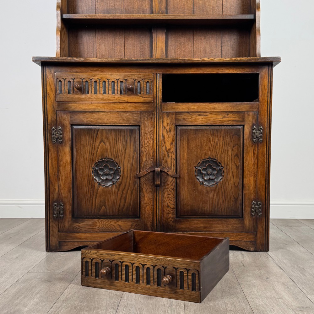 Antique 20th Century Good Quality Dresser In Oak  View XI