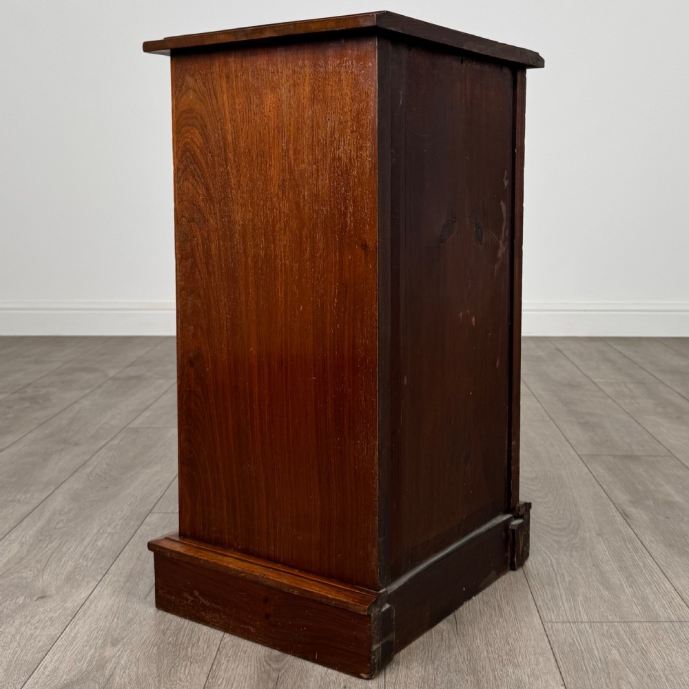 Antique 20th Century Cabinet In Burr Walnut  View V