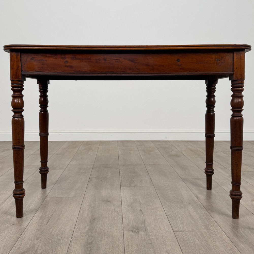 Antique 19th Century Good Quality Side Table In Mahogany 