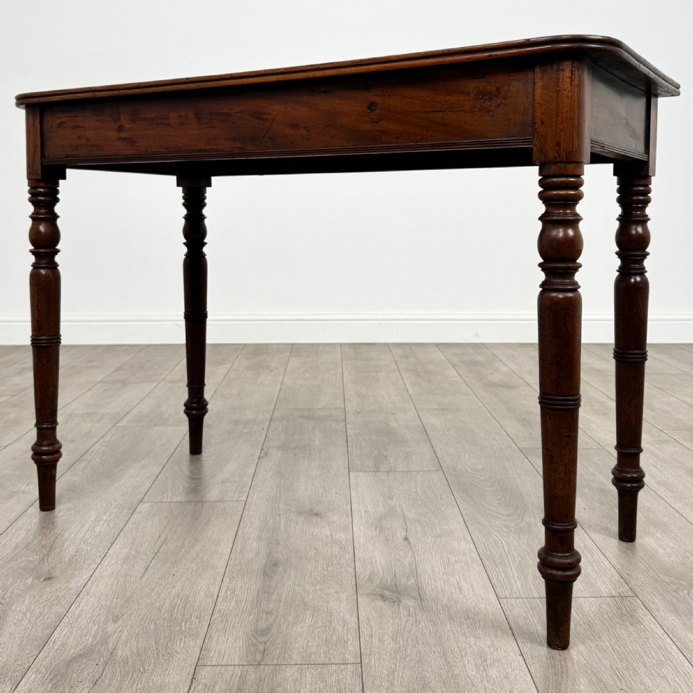 Antique 19th Century Good Quality Side Table In Mahogany  View II