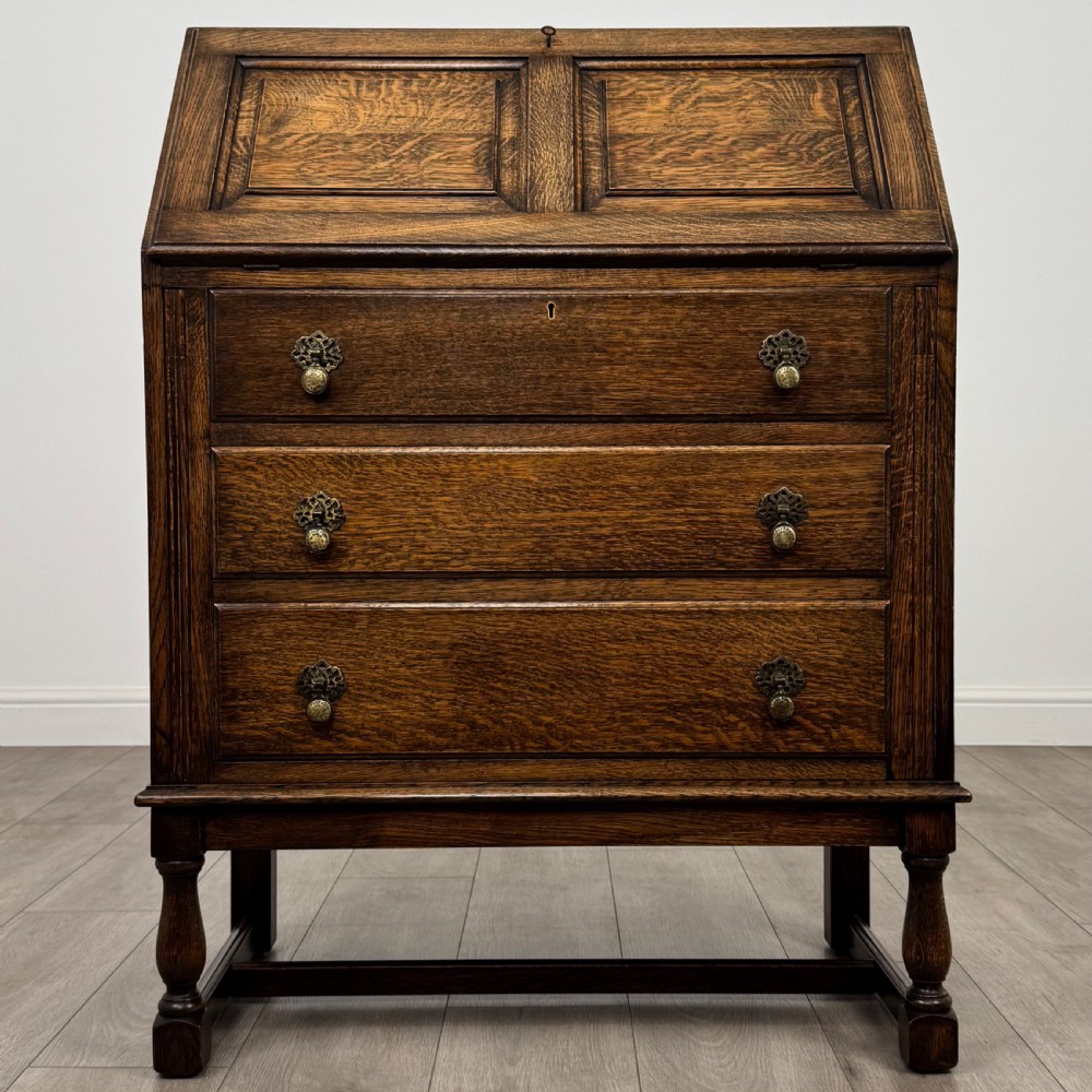  Antique 20th Century Good Quality Bureau In Oak 