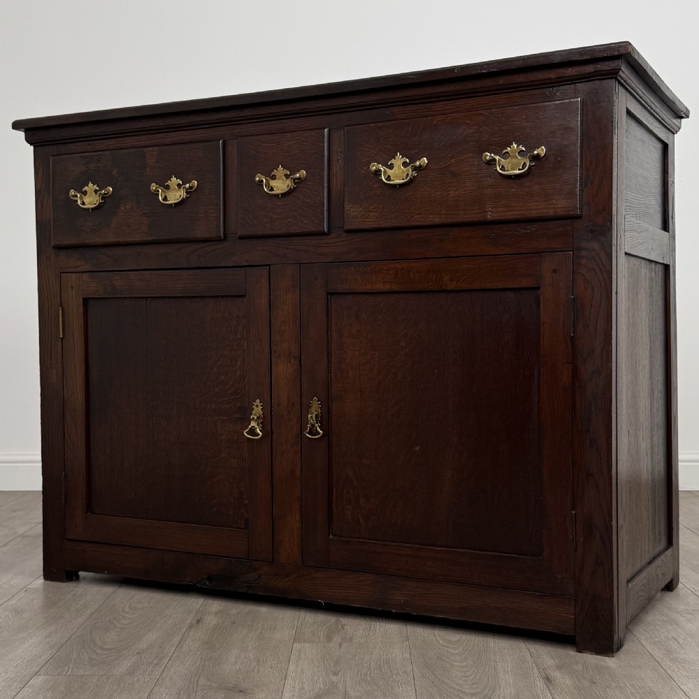 Antique 19th Century Good Quality Cupboard In Oak  View III