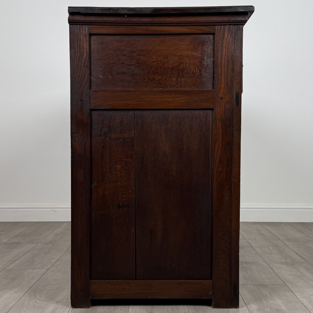 Antique 19th Century Good Quality Cupboard In Oak  View VIII