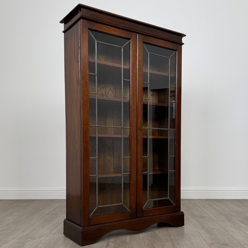 Antique 20th Century Good Quality Display Cabinet In Oak  View IX