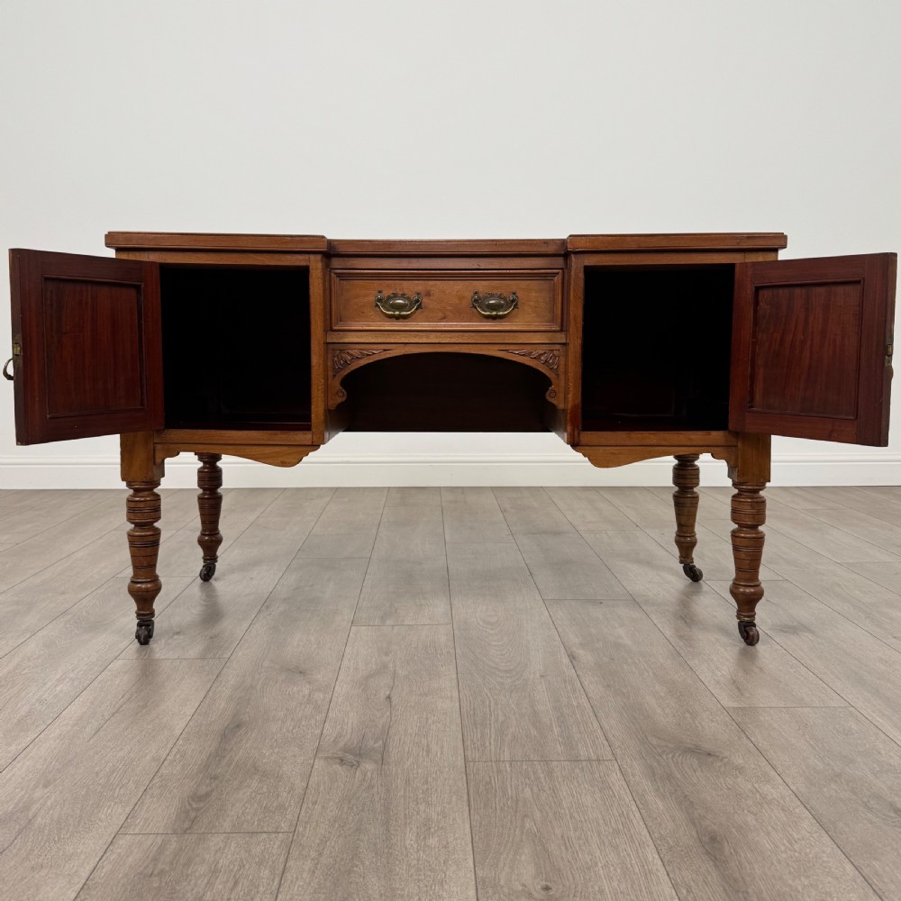 Antique 20th Century Good Quality Desk In Walnut  View II