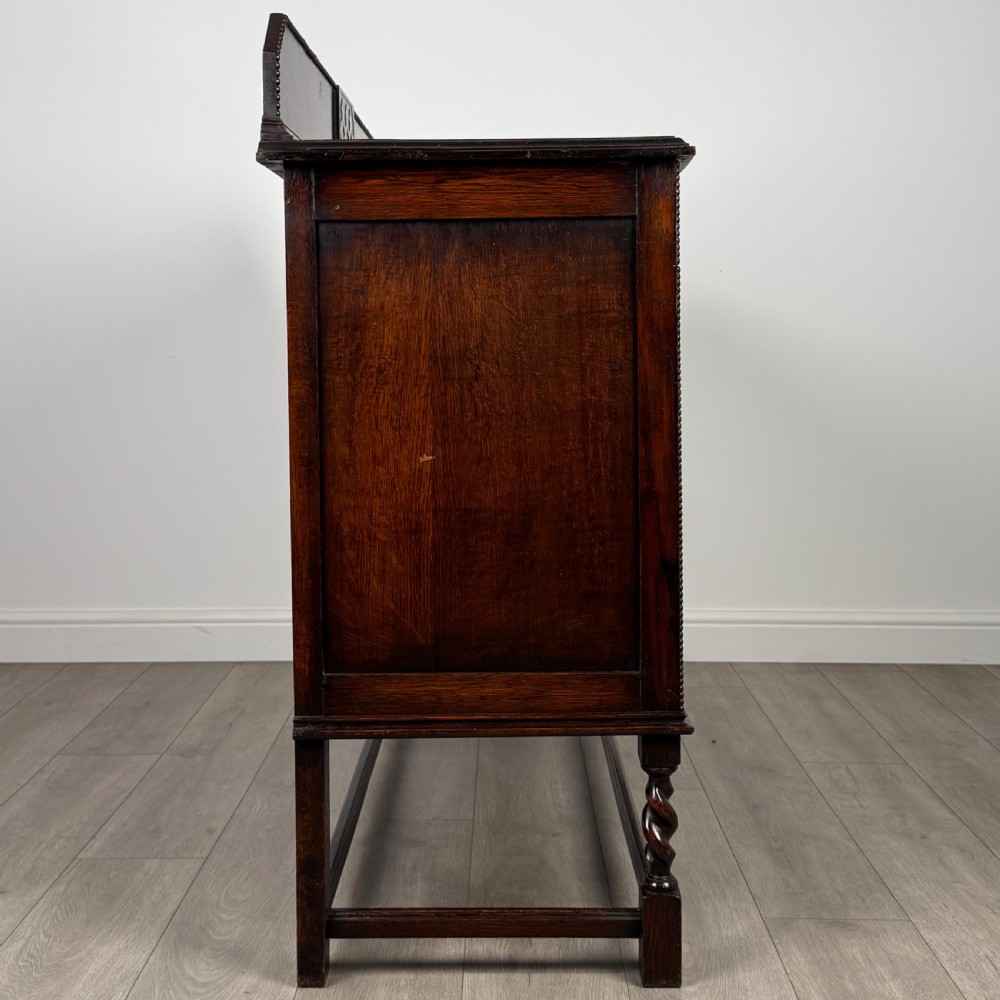 Antique 20th Century Barley Twist Sideboard In Oak  View VIII