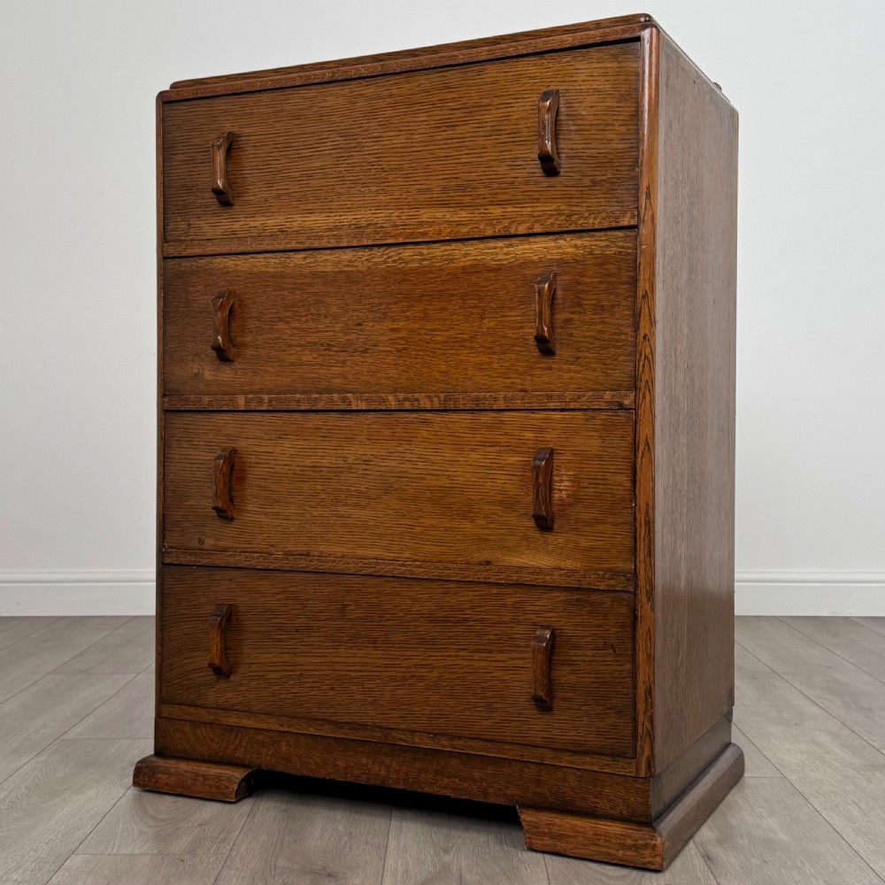 Antique 20th Century Chest Of Drawers In Oak  View II
