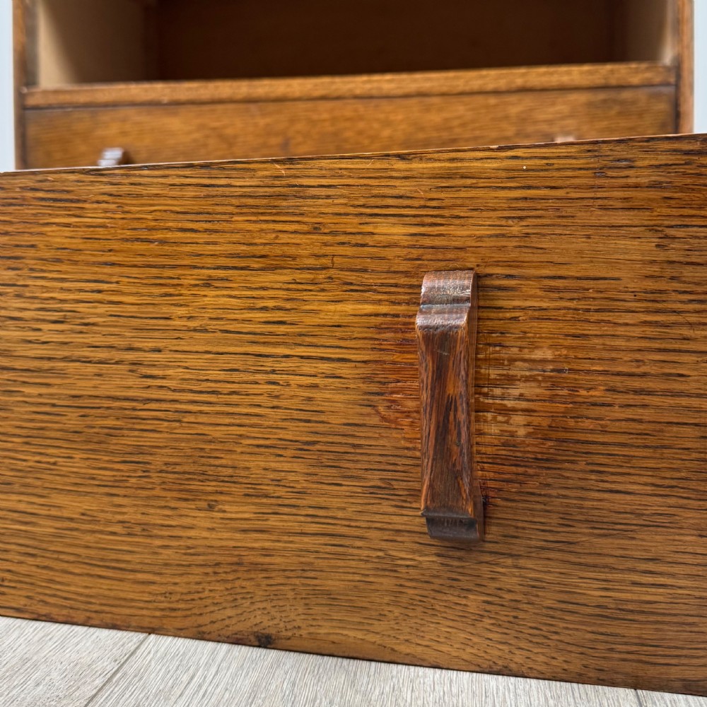 Antique 20th Century Chest Of Drawers In Oak  View XI