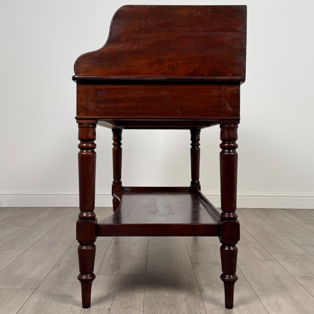 Antique 19th Century Washstand In Mahogany  View III