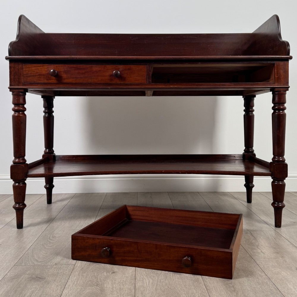 Antique 19th Century Washstand In Mahogany  View X