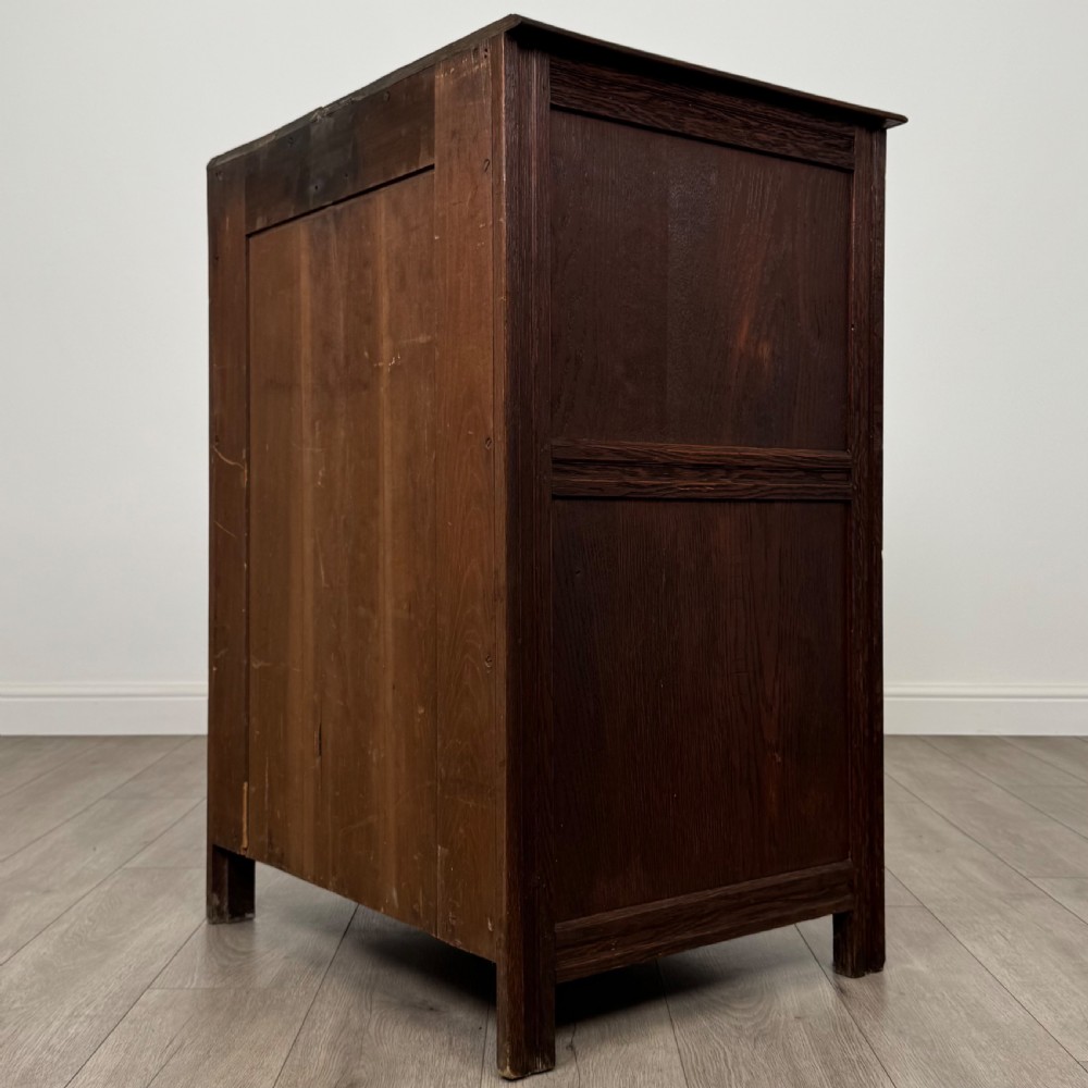 Antique 20th Century Fine Quality Fitted Cupboard In Oak  View VII