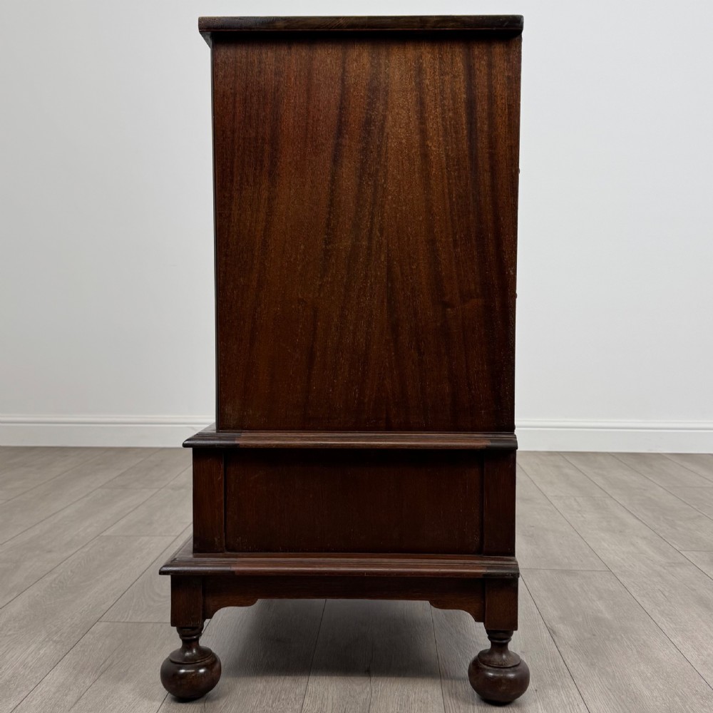 Antique 20th Century Chest Of Drawers In Mahogany  View III