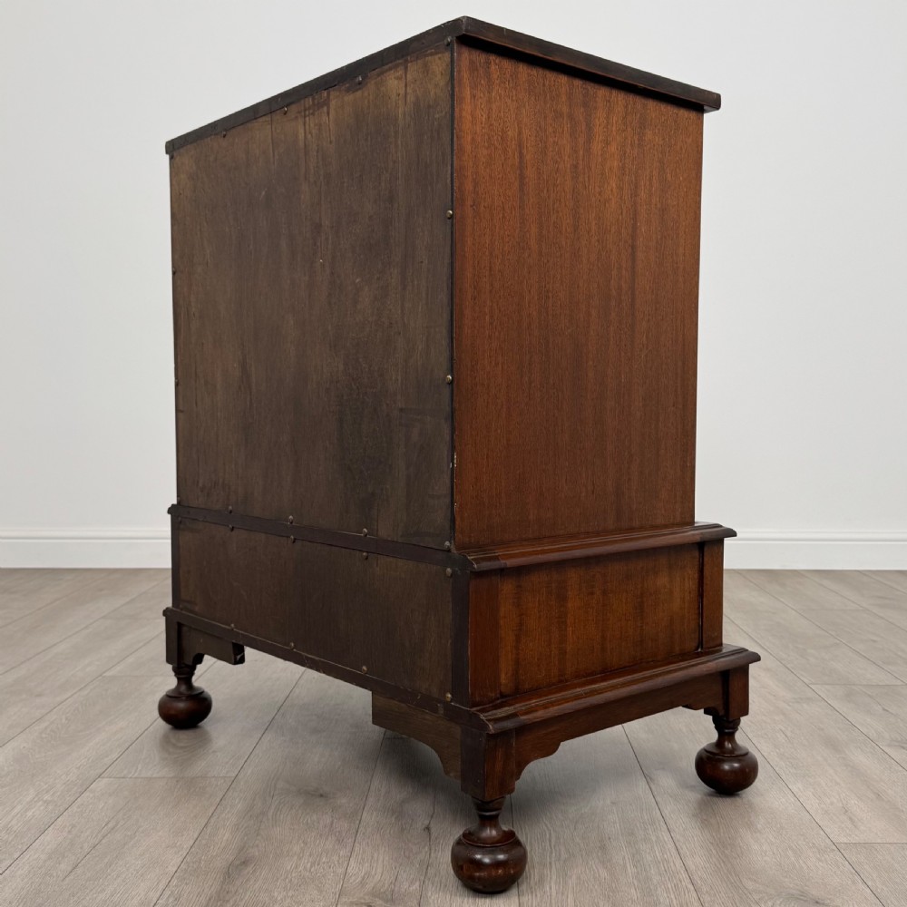 Antique 20th Century Chest Of Drawers In Mahogany  View VII