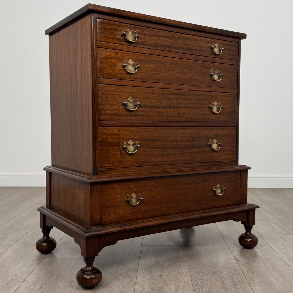 Antique 20th Century Chest Of Drawers In Mahogany  View IX