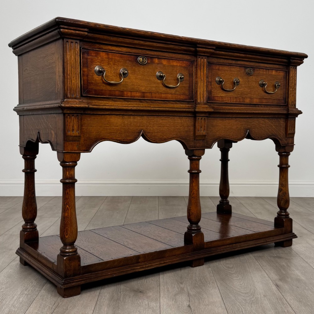  Antique 20th Century Fine Quality Dresser Base In Oak  View VIII