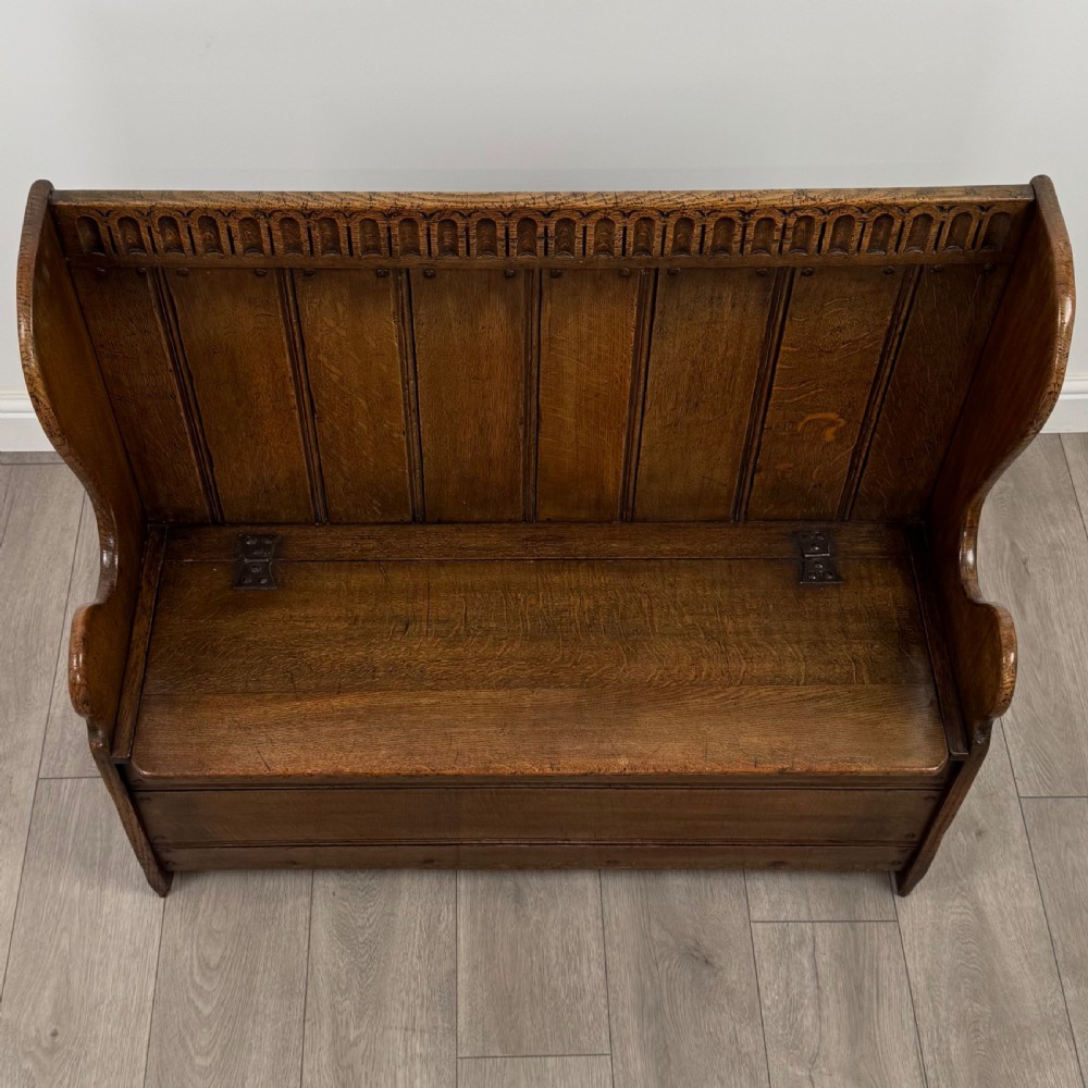 Antique 20th Century Fine Quality Small Oak Settle  View IX