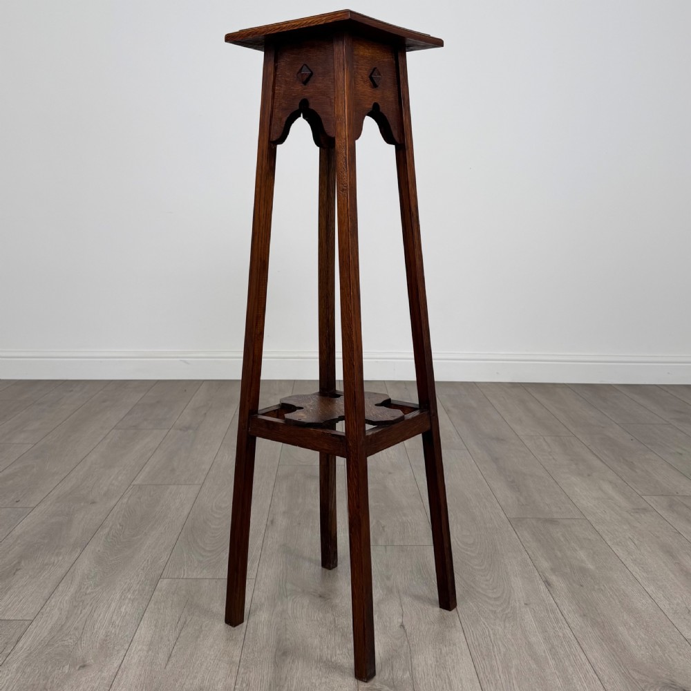 Antique 20th Century Fine Quality Plant Stand In Oak View III