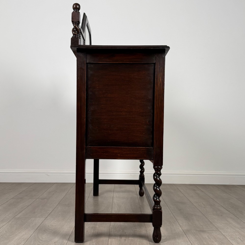 Antique 20th Century Barley Twist Sideboard In Oak  View IX