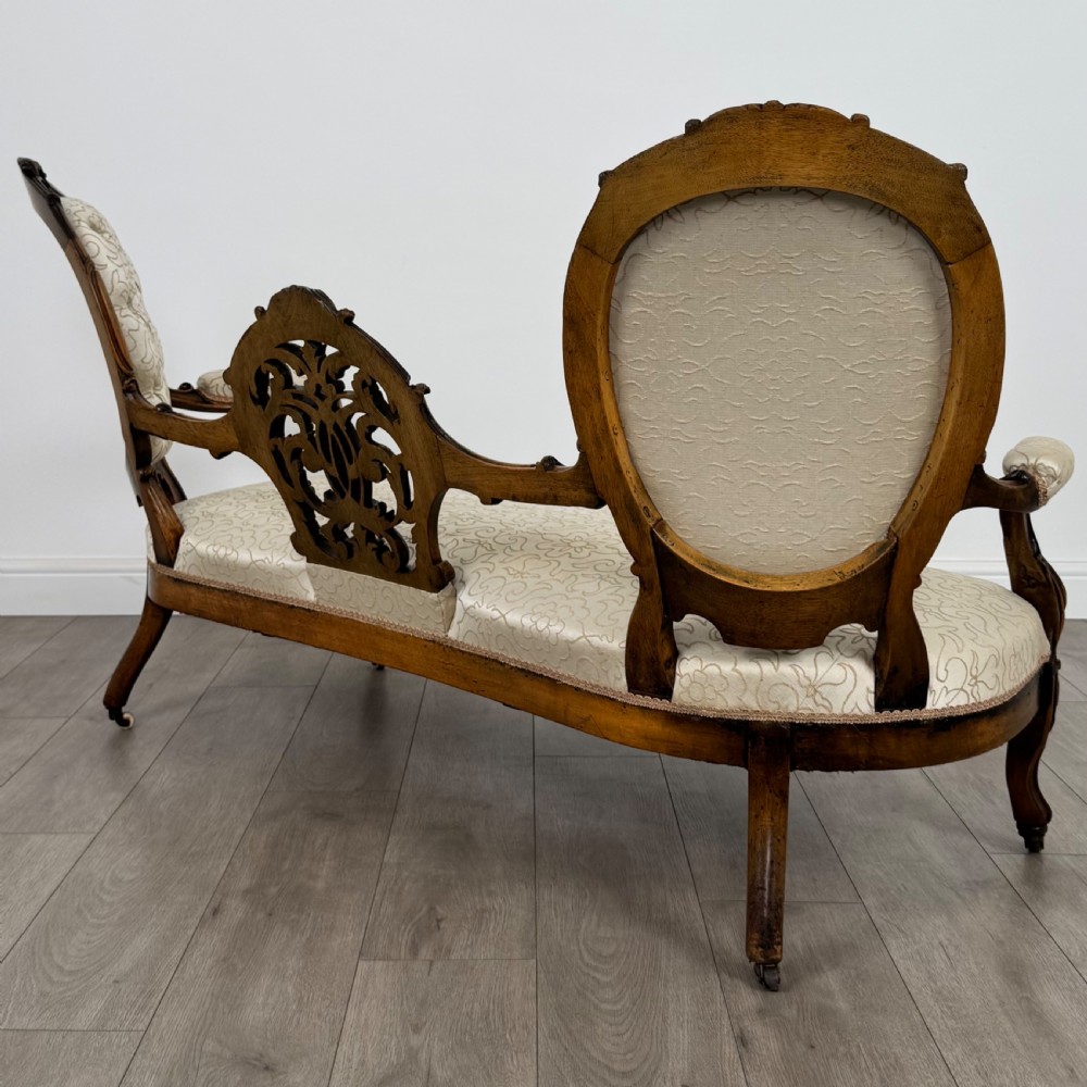  Antique 20th Century Fine Cameo Back Sofa In Walnut  View VI