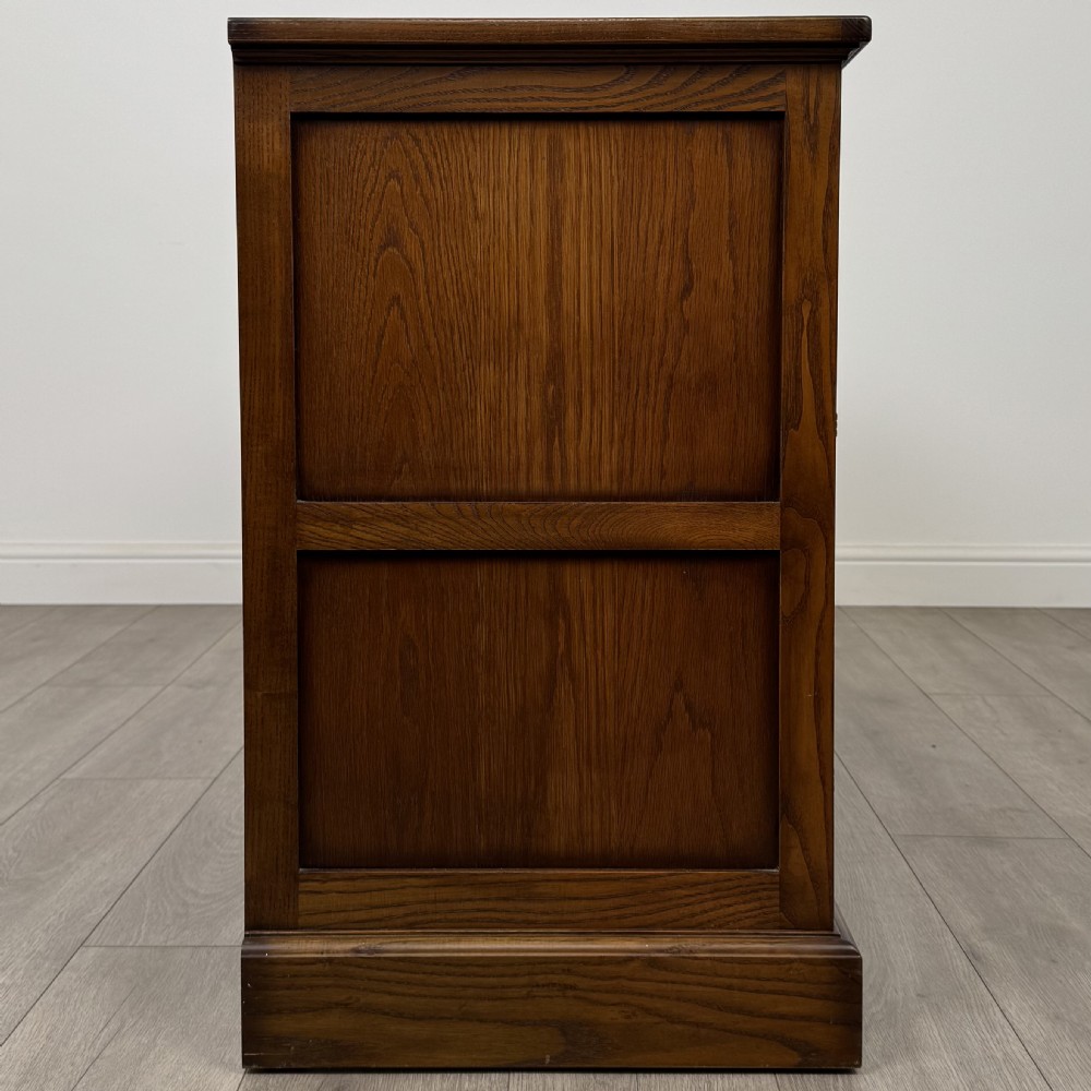 Antique 20th Century Good Quality Sideboard In Oak  View VIII