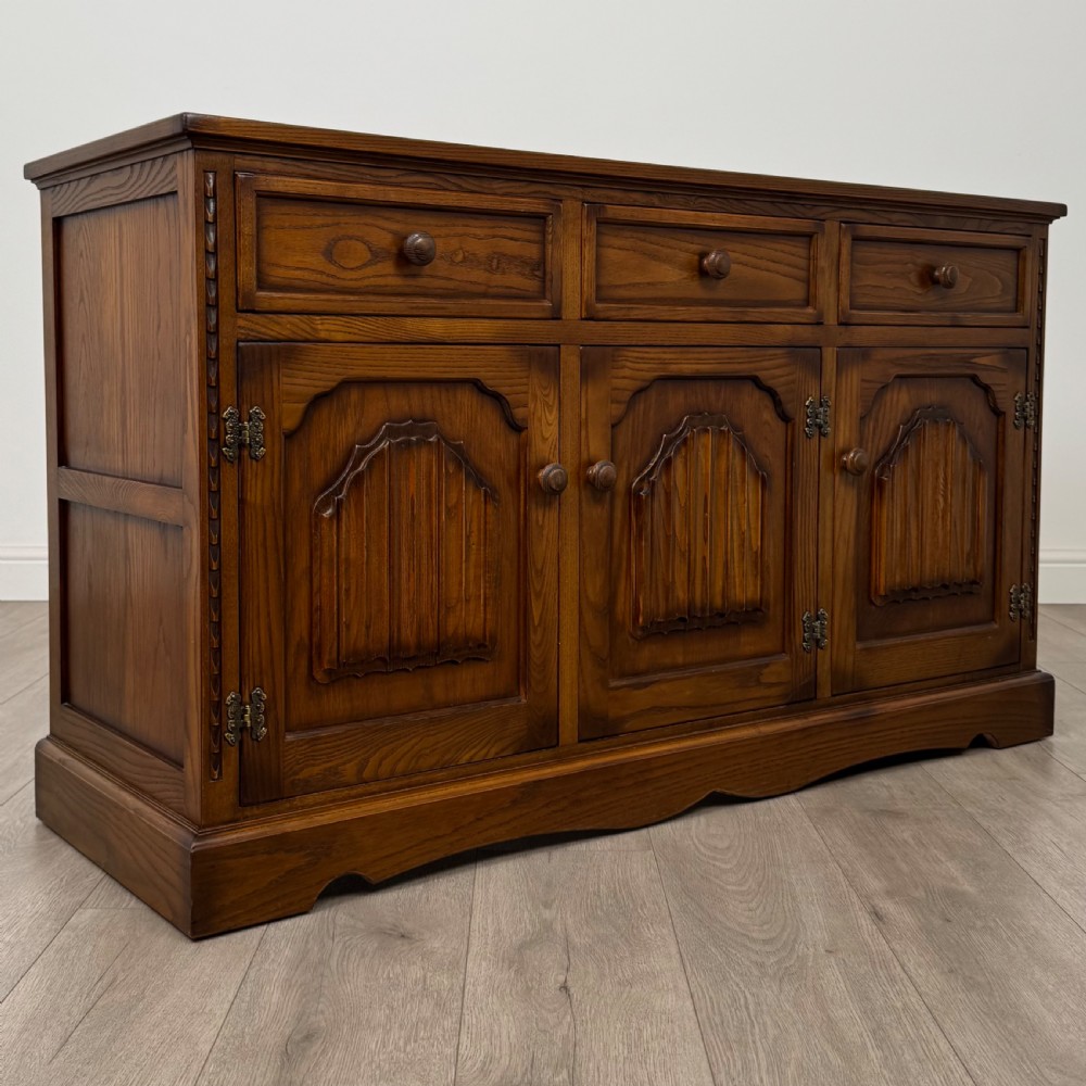 Antique 20th Century Good Quality Sideboard In Oak  View IX