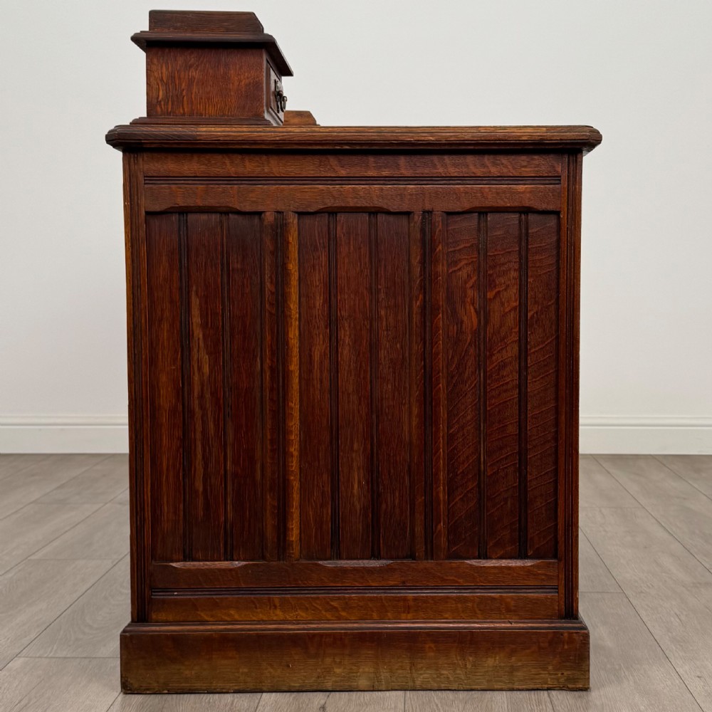 Antique 20th Century Fine Quality Desk In Oak  View IX