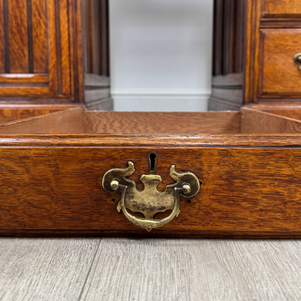 Antique 20th Century Fine Quality Desk In Oak  View XIII