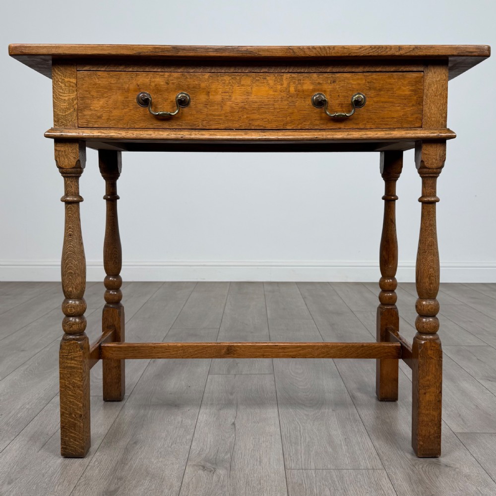 Antique 20th Century Fine Quality Side Table In Golden Oak 