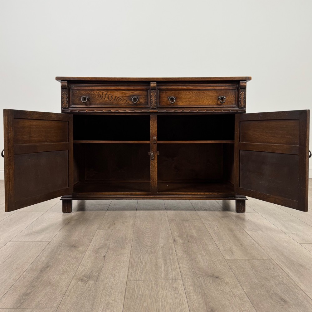 Antique 20th Century Good Quality Sideboard In Oak  View II