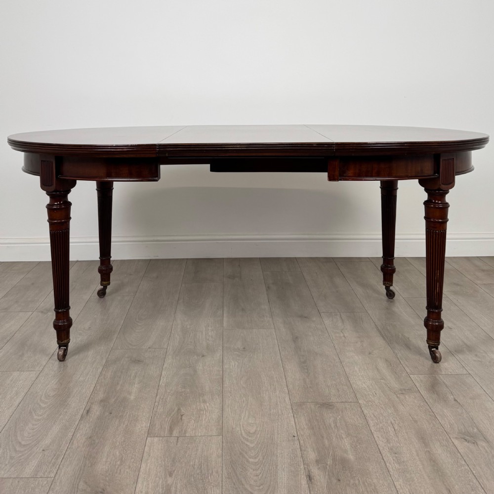 Antique 19th Century Regency Dining Table In Mahogany  View II