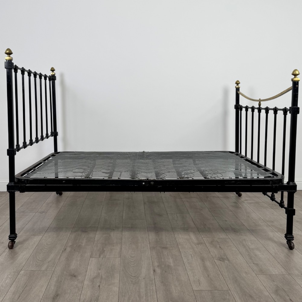 Antique 19th Century Fine Quality Brass And Iron Double Bed View V